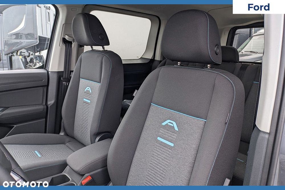 Ford Tourneo Connect - 10