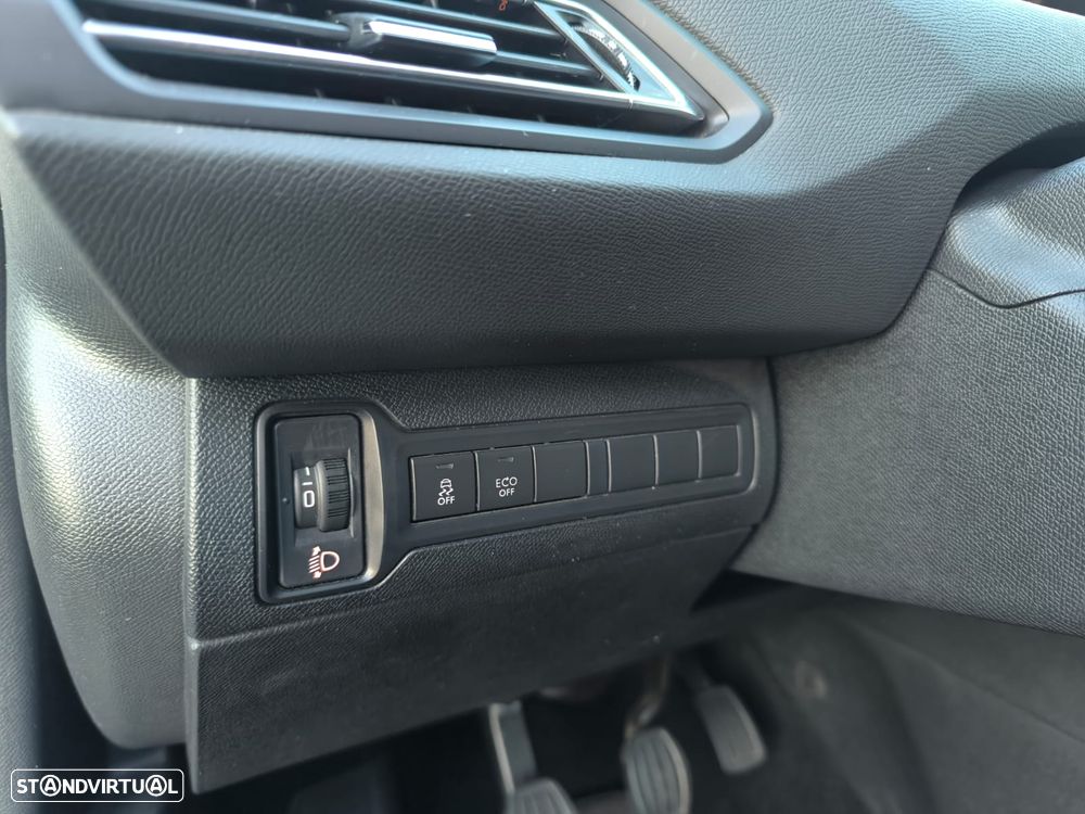 Peugeot 308 BlueHDi FAP 120 Stop & Start Active - 41