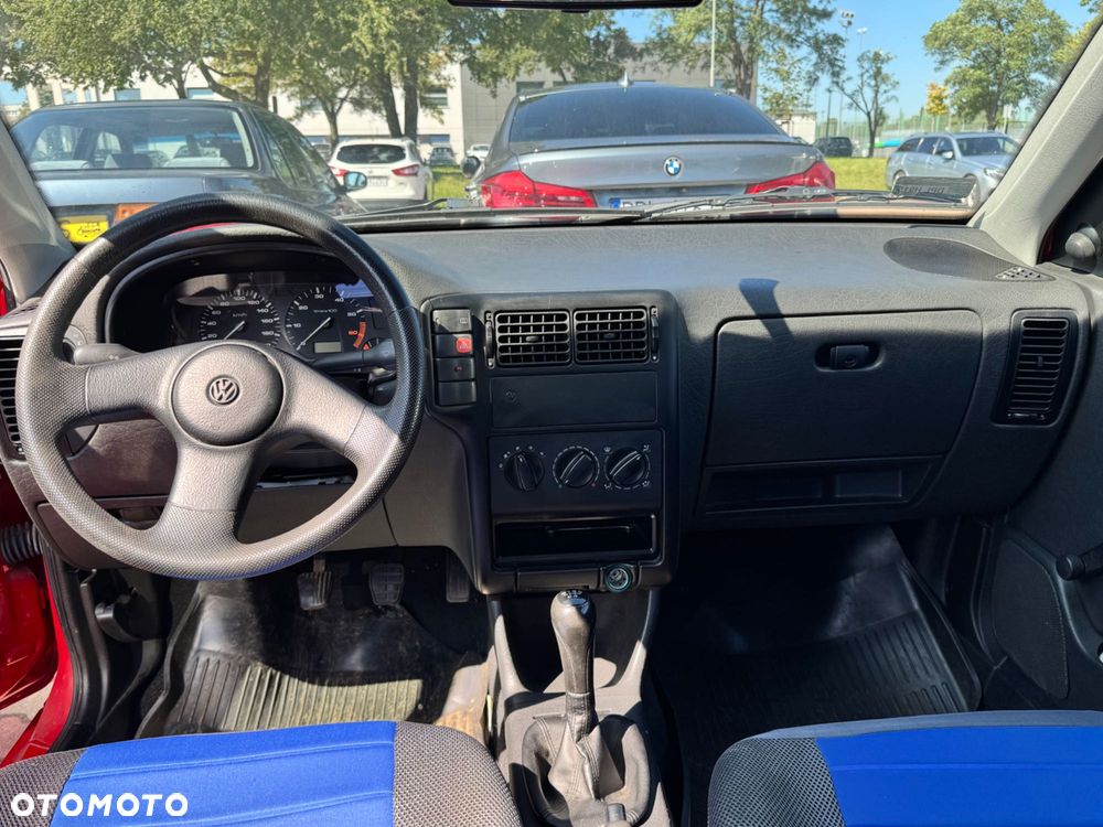 Volkswagen Polo - 7