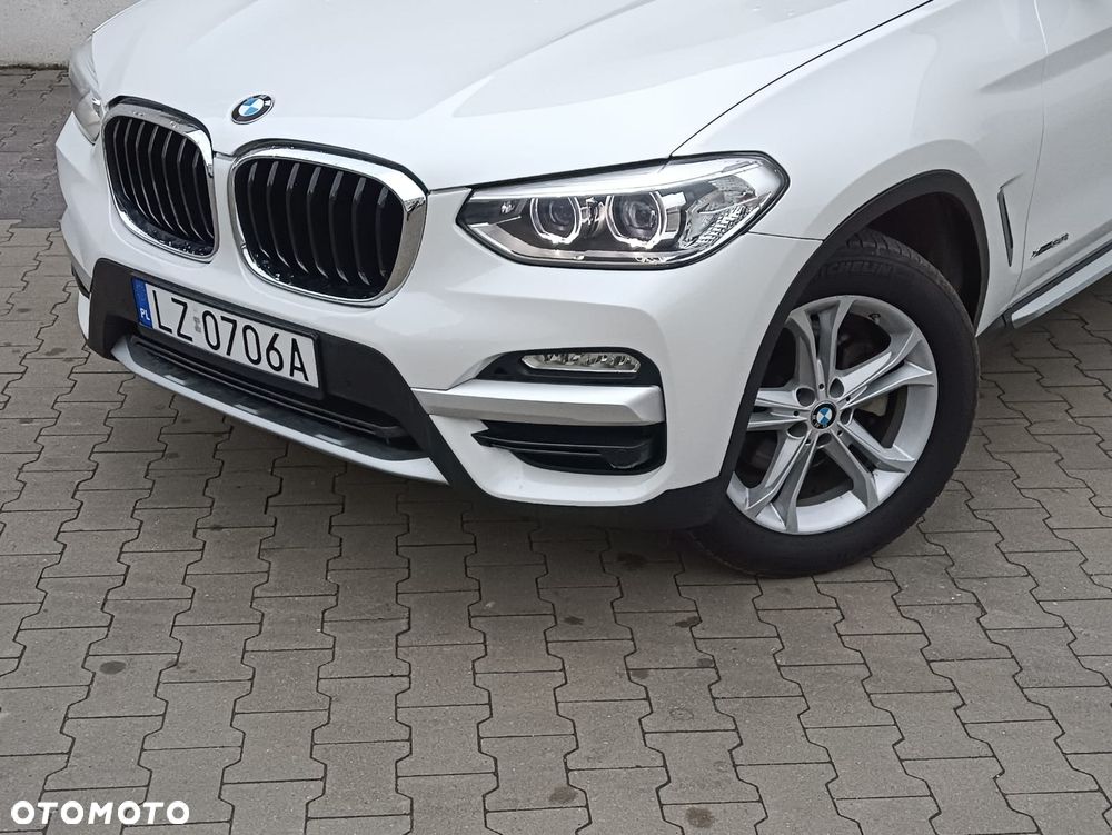 BMW X3 xDrive30i xLine - 27