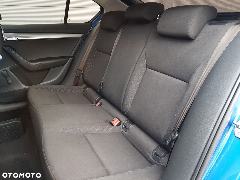 Skoda Octavia 1.0 TSI GPF Active - 22
