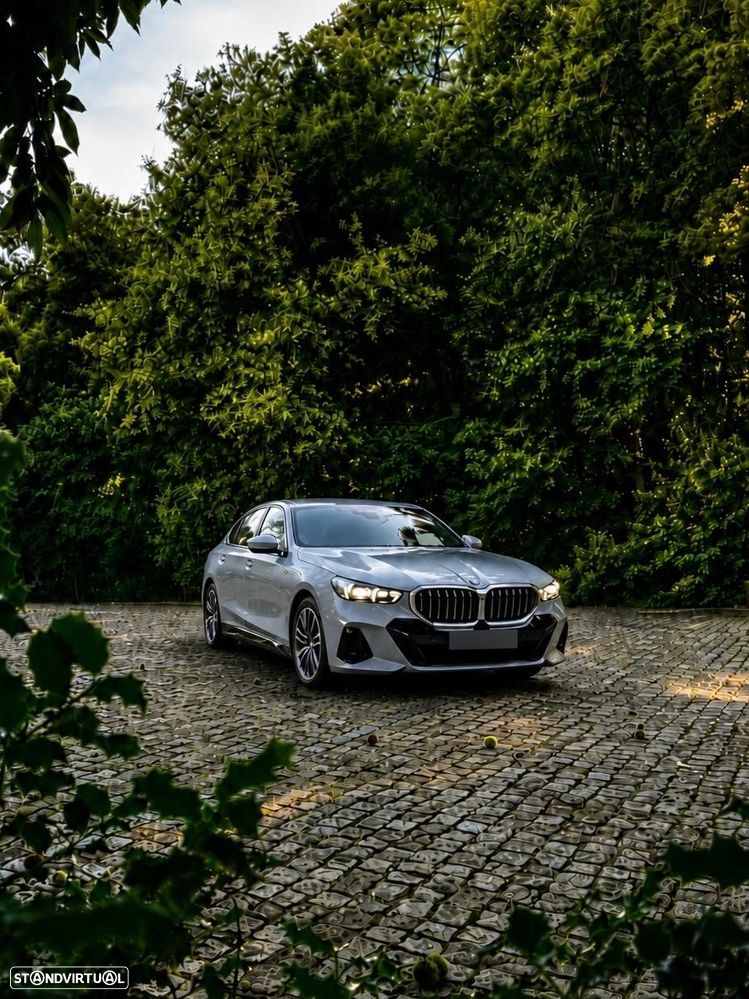 BMW 520 d Pack Desportivo M Pro - 1