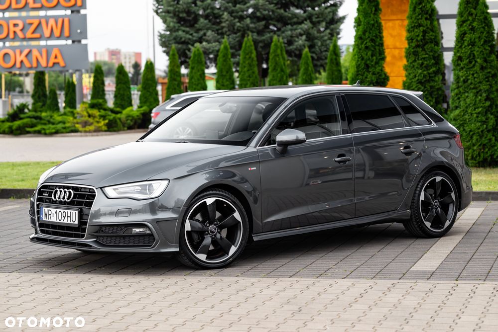 Audi A3 Sportback 2.0 TDI (clean diesel) quattro S tronic S line Sportpaket - 12