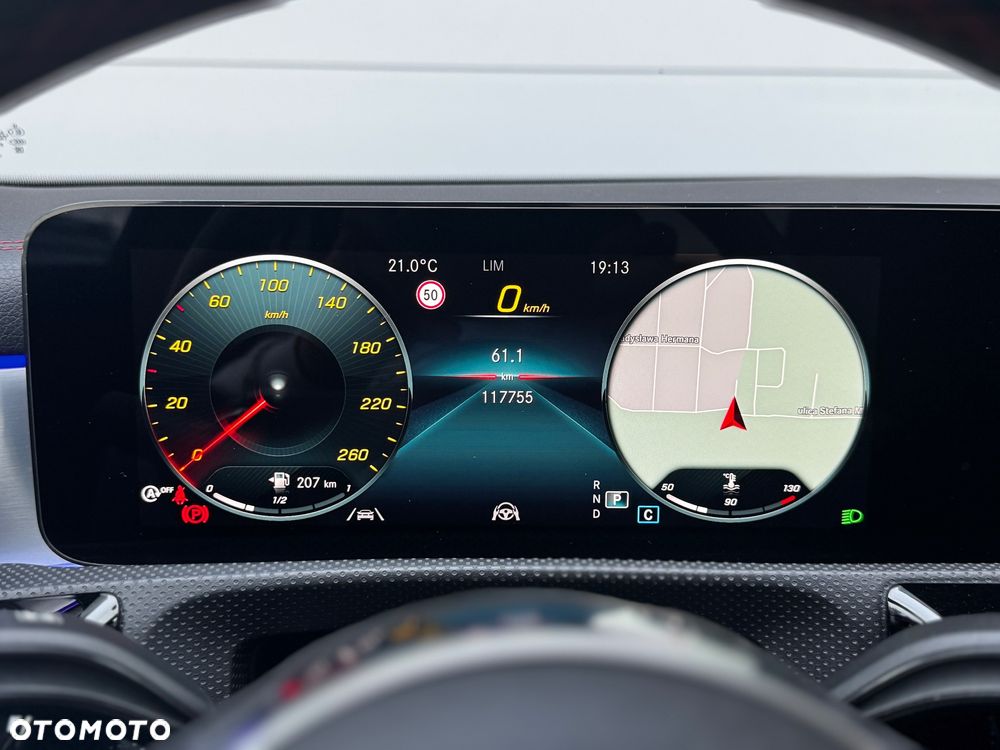 Mercedes-Benz CLA 200 d 4-Matic AMG Line 8G-DCT - 29