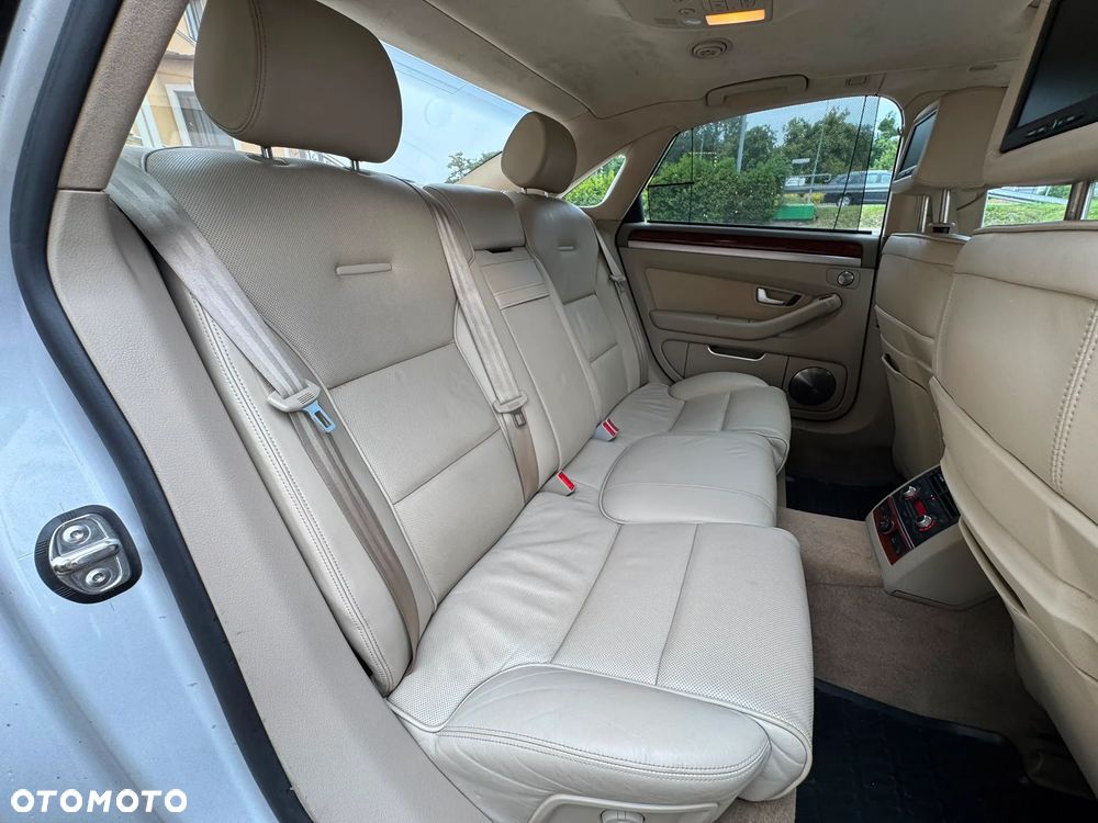 Audi A8 4.2 TDI DPF Quattro - 9