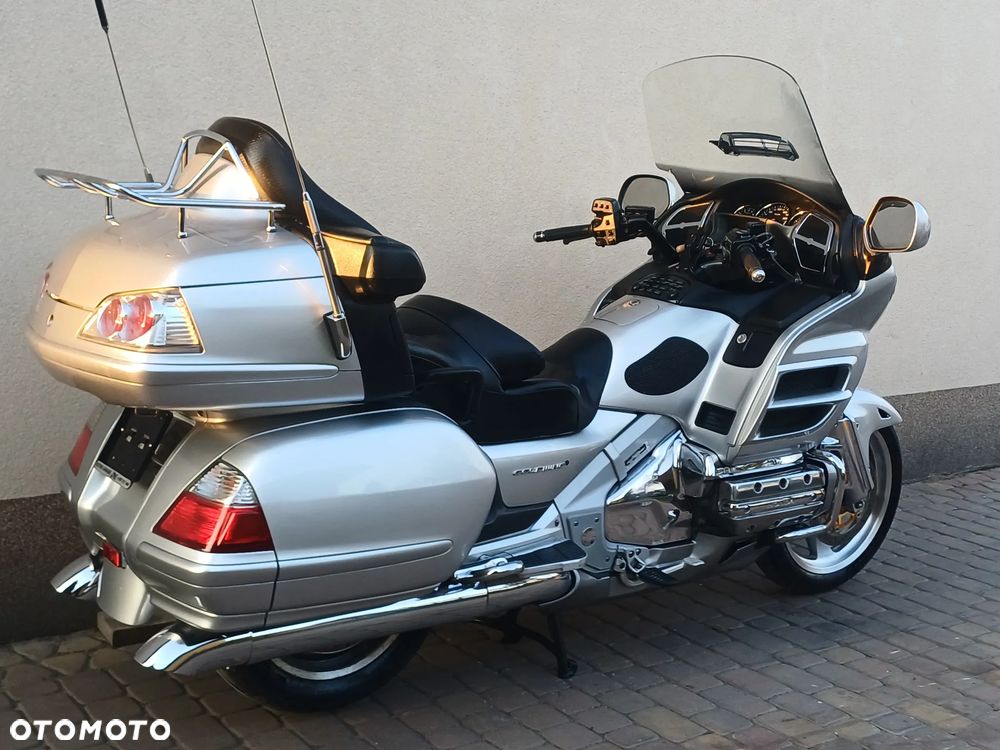 Honda GL - 19