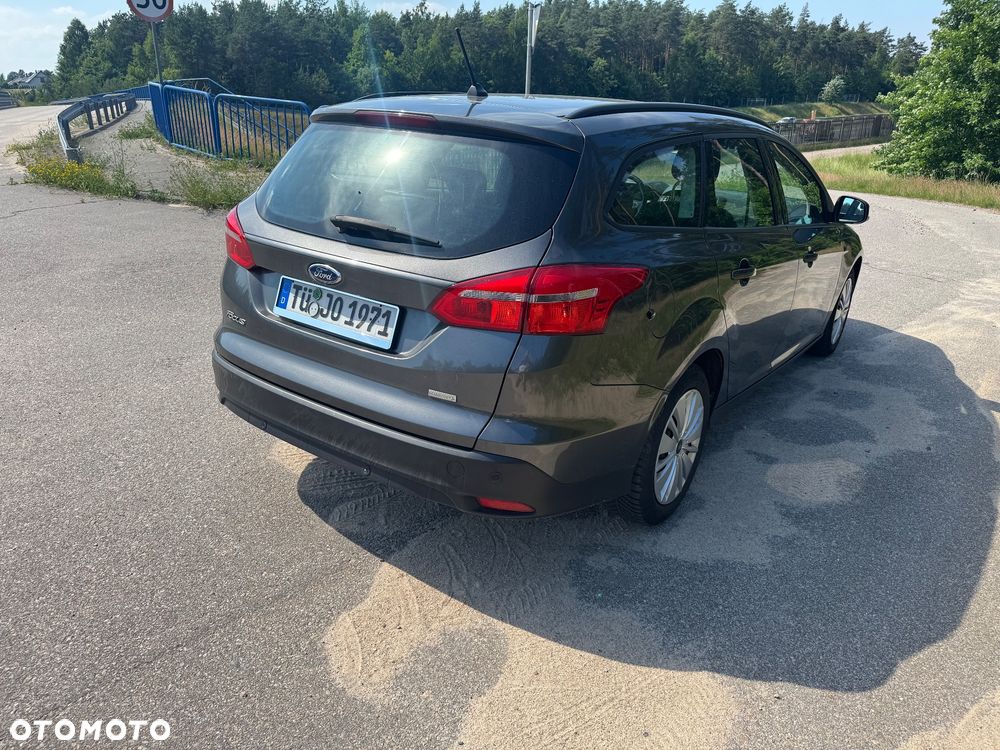Ford Focus 1.0 EcoBoost Trend - 5
