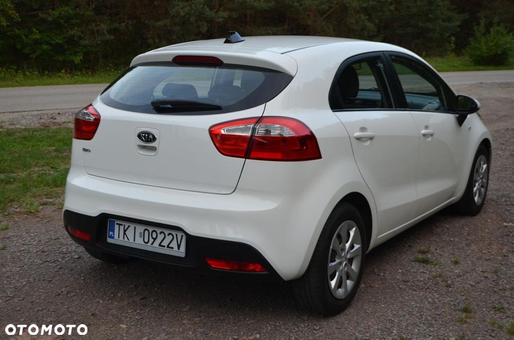 Kia Rio 1.2 L - 18