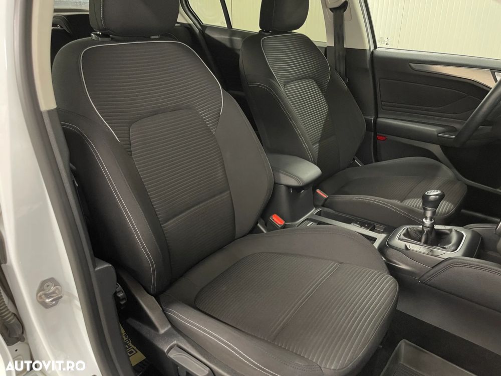 Ford Focus 1.5 EcoBlue Titanium - 9