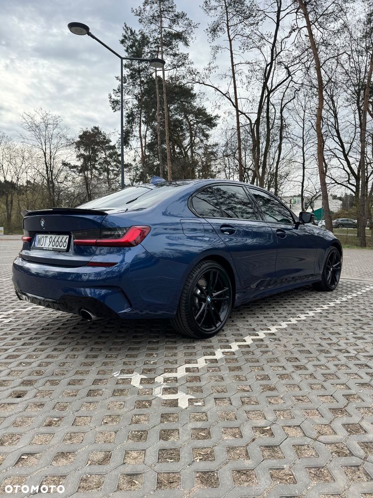 BMW Seria 3 330i xDrive Sport Line - 1