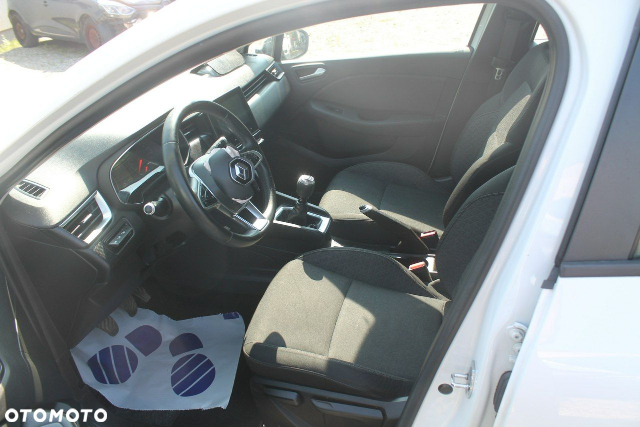 Renault Clio - 9