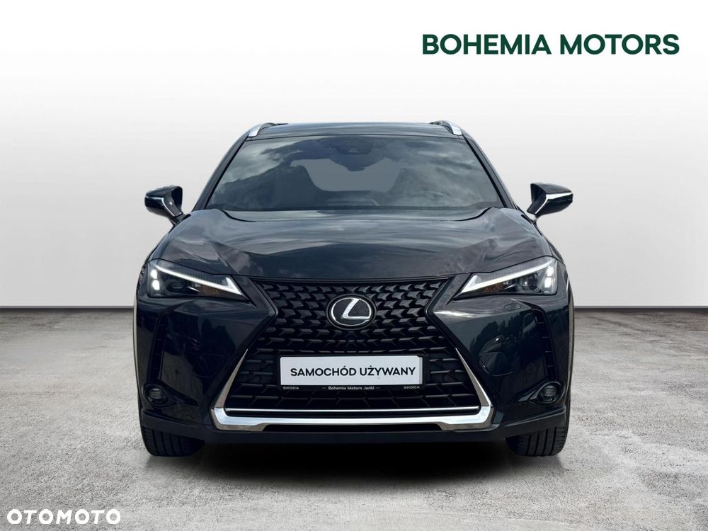 Lexus UX - 9