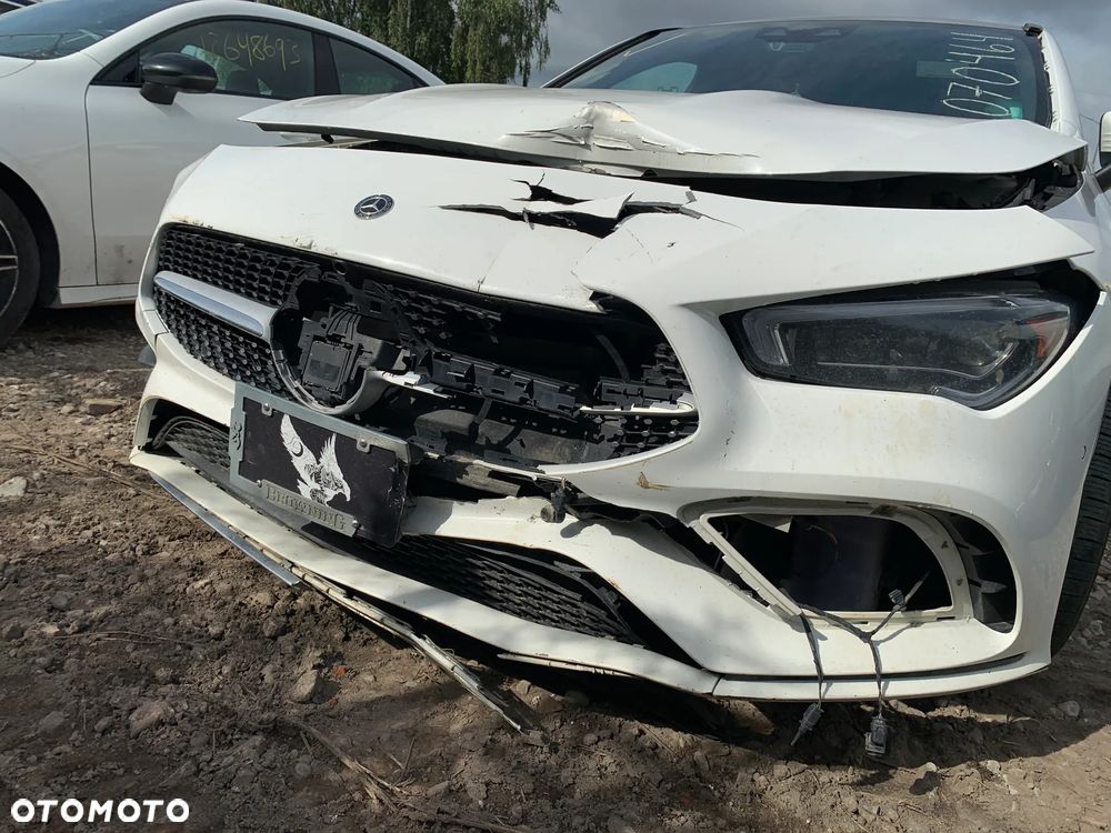 Mercedes-Benz CLA 250 4Matic 7G-DCT - 8