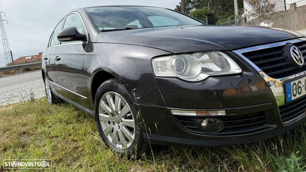 VW Passat 2.0 TDI Confortline DSG - 1