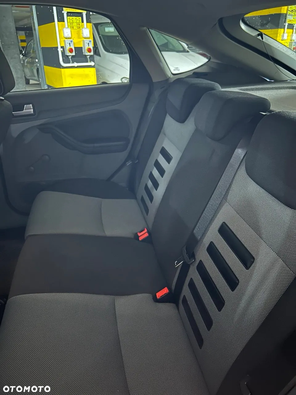 Ford Focus 1.6 Ti-VCT Trend - 8