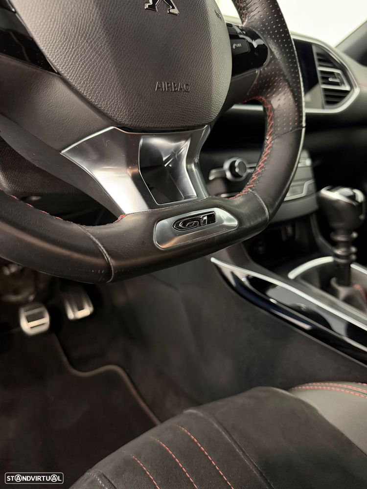 Peugeot 308 PureTech 130 GPF Stop & Start GT - 11