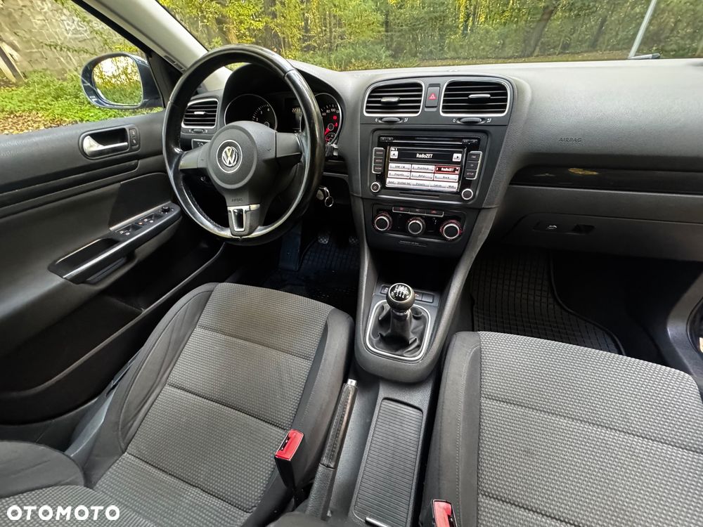 Volkswagen Golf Variant - 22