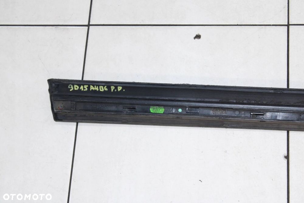 LISTWA DRZWI PRZEDNICH PRAWY PRZÓD AUDI A4 B6 B7 S-LINE LY7Q - 6