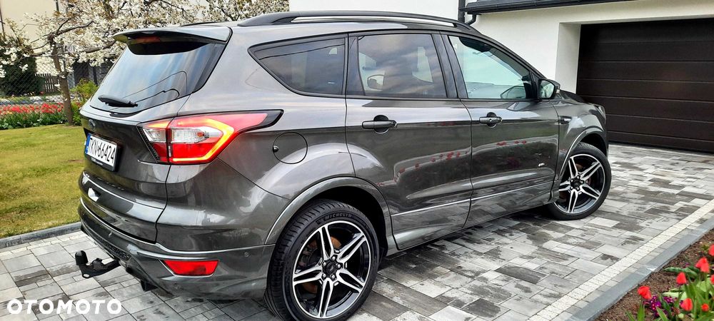 Ford Kuga - 4