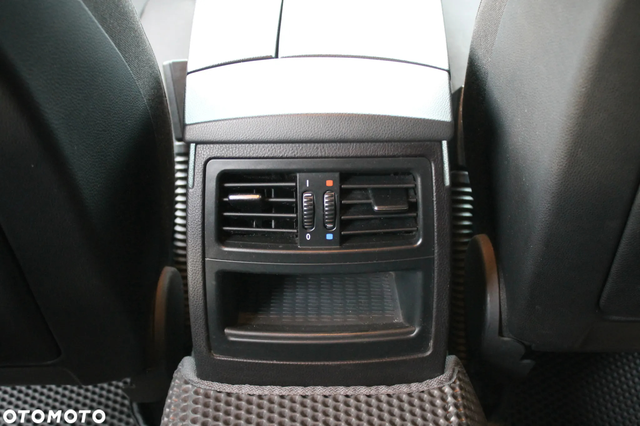 BMW Seria 5 523i - 17