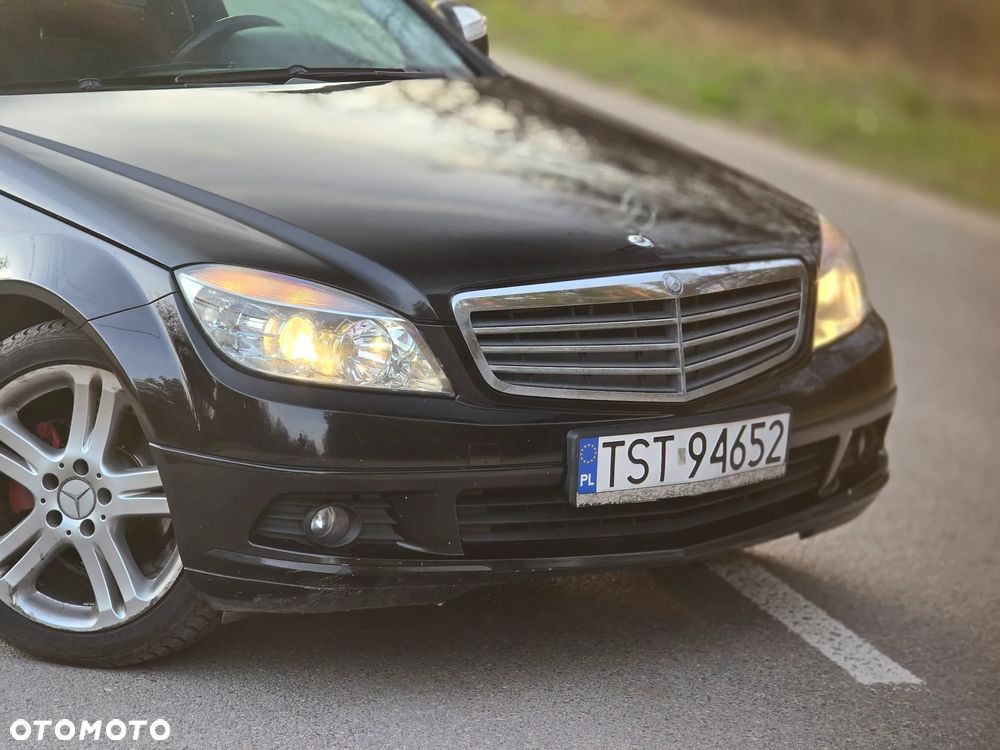 Mercedes-Benz Klasa C 200 CDI Elegance - 35