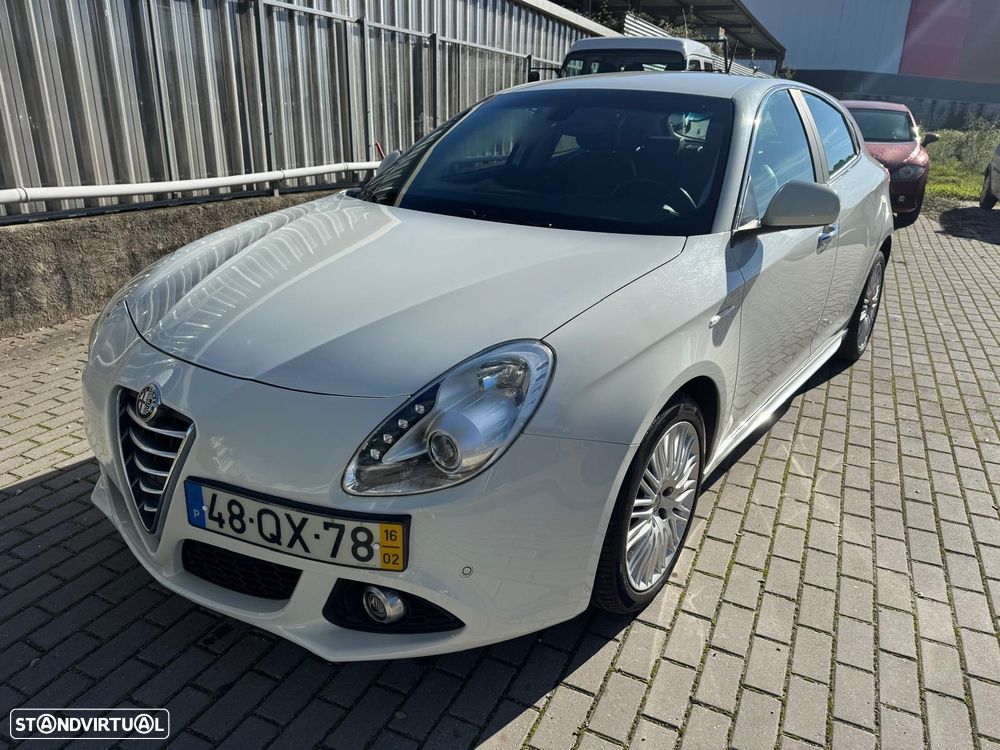 Alfa Romeo Giulietta 1.6 JTDM - 1