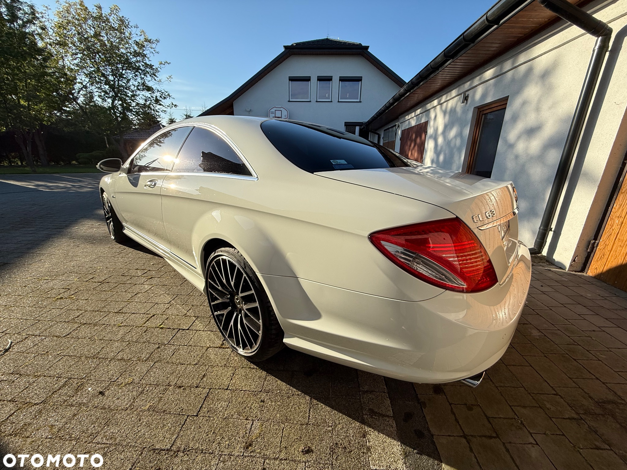 Mercedes-Benz CL 63 AMG 7G-TRONIC - 9