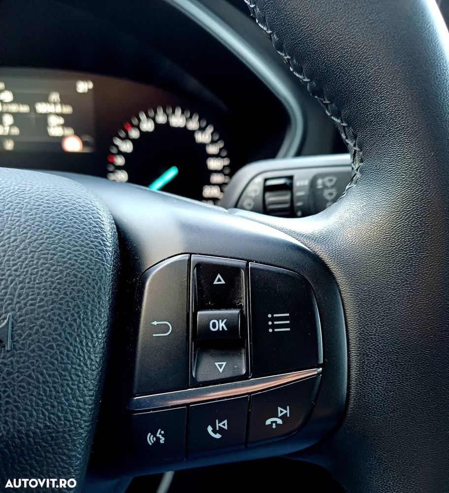 Ford Focus - 27