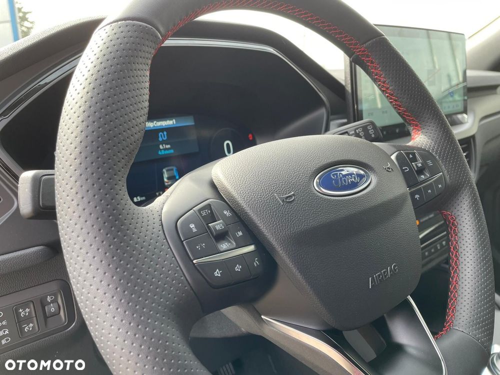 Ford Kuga - 15