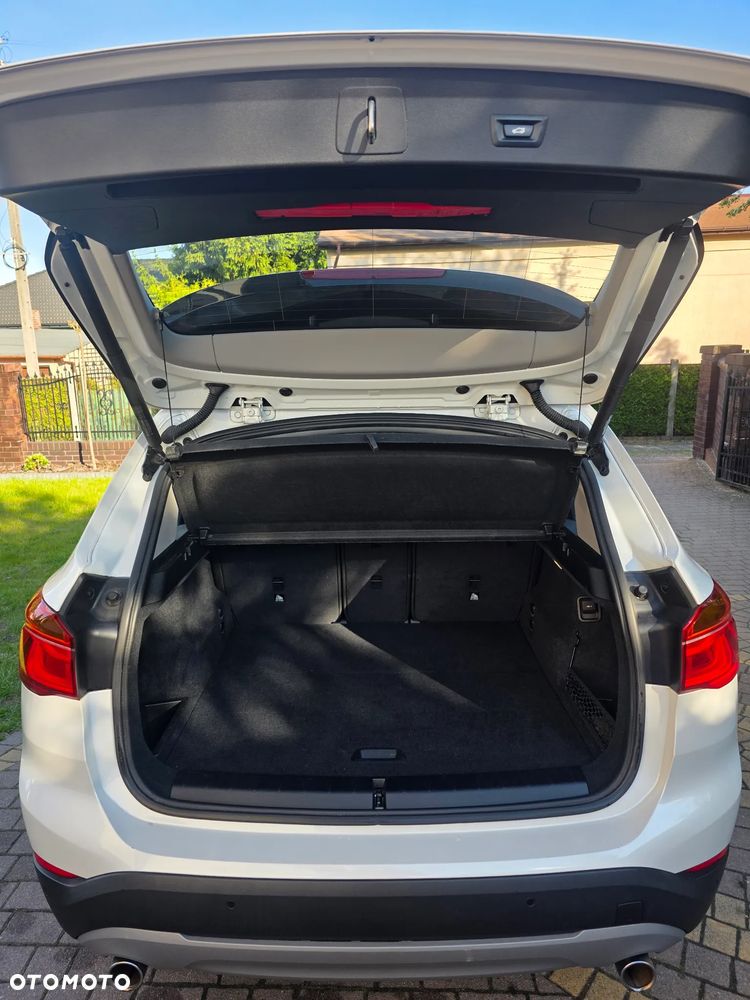 BMW X1 sDrive18d - 8