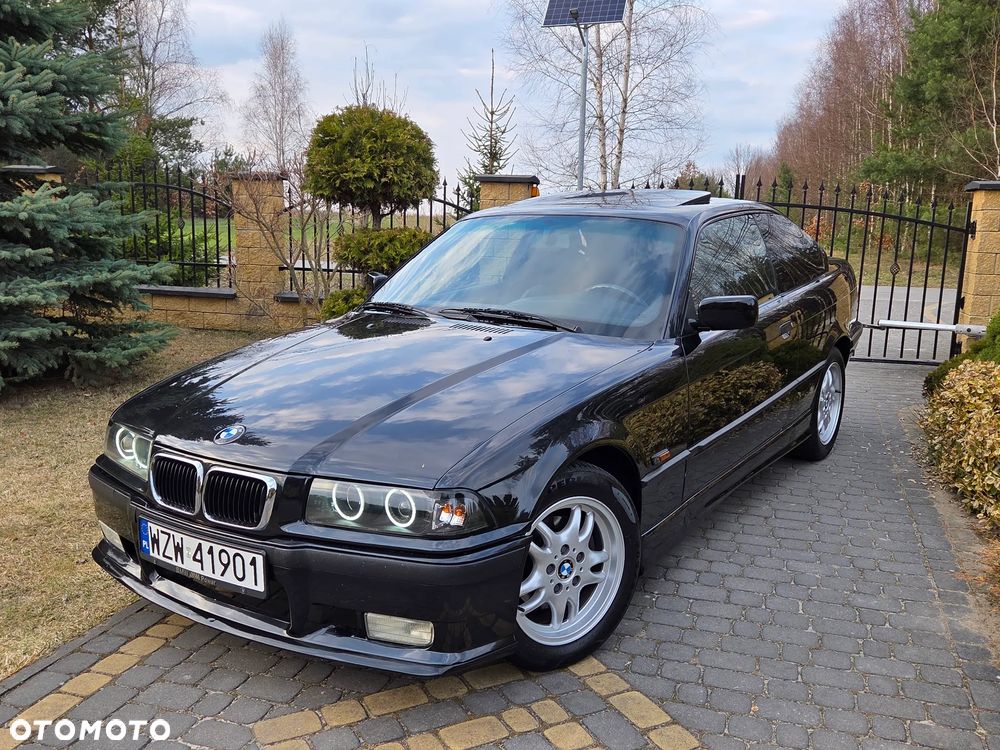 BMW Seria 3 323i - 3