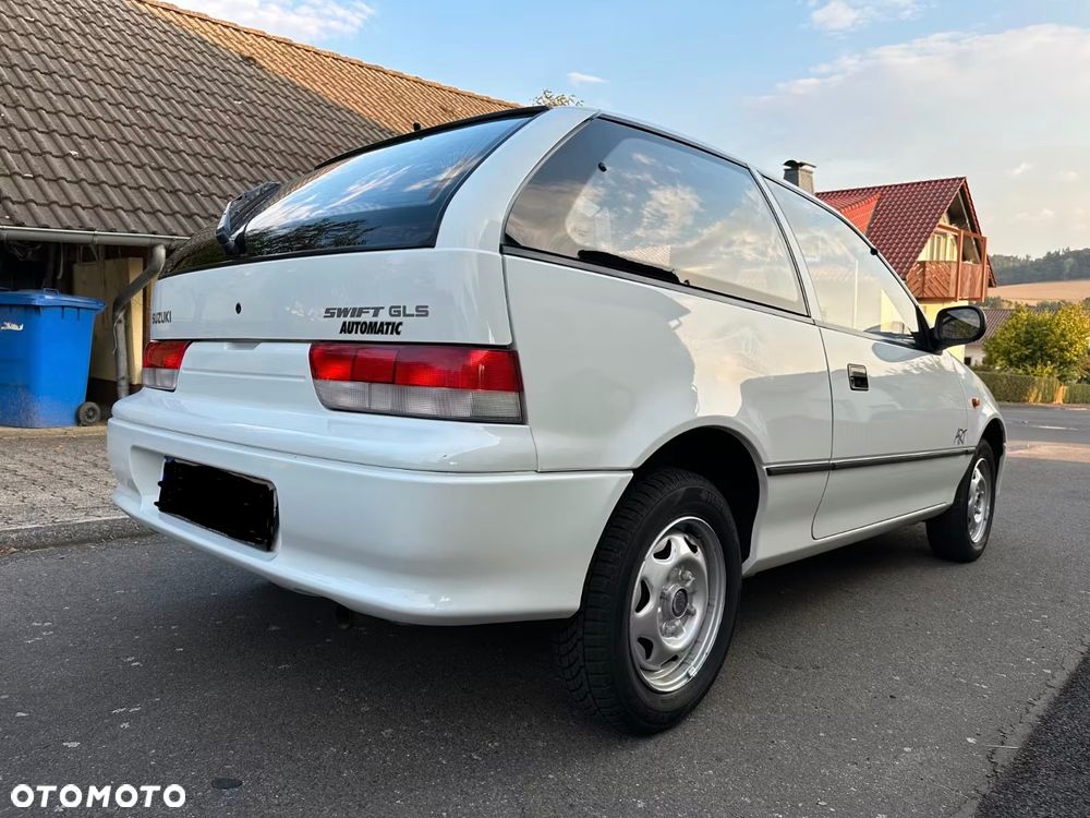 Suzuki Swift - 8