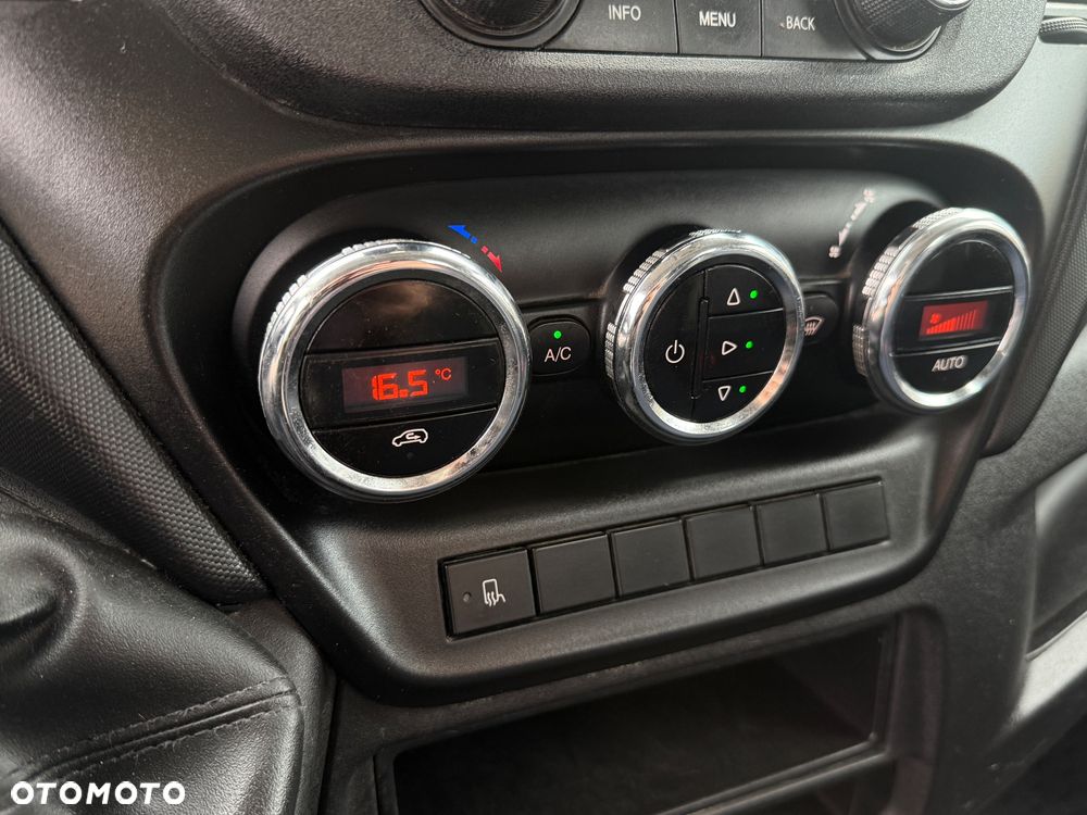 Iveco DAILY 50-180 3.0 HPI 180KM FULL LED WYWROTKA 3str! Salon Polska !Jeden Właściciel ! - 18