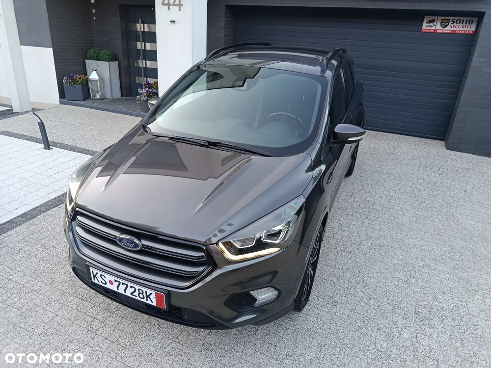 Ford Kuga 1.5 EcoBoost 2x4 ST-Line - 5