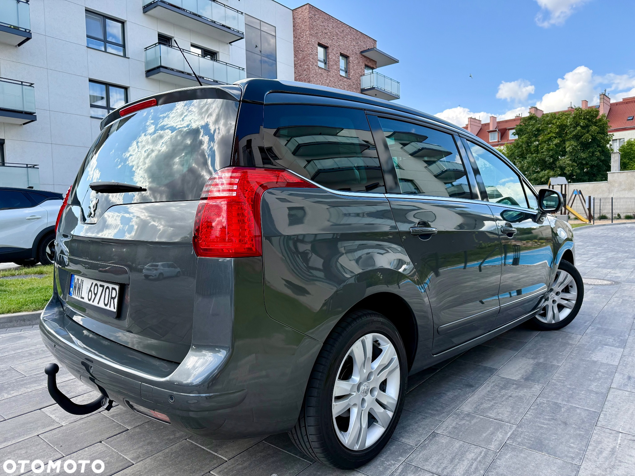 Peugeot 5008 1.6 THP Allure 7os - 3