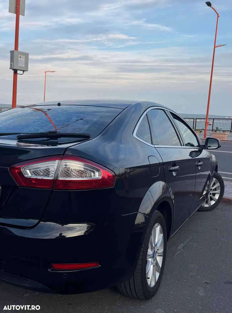 Ford Mondeo - 10