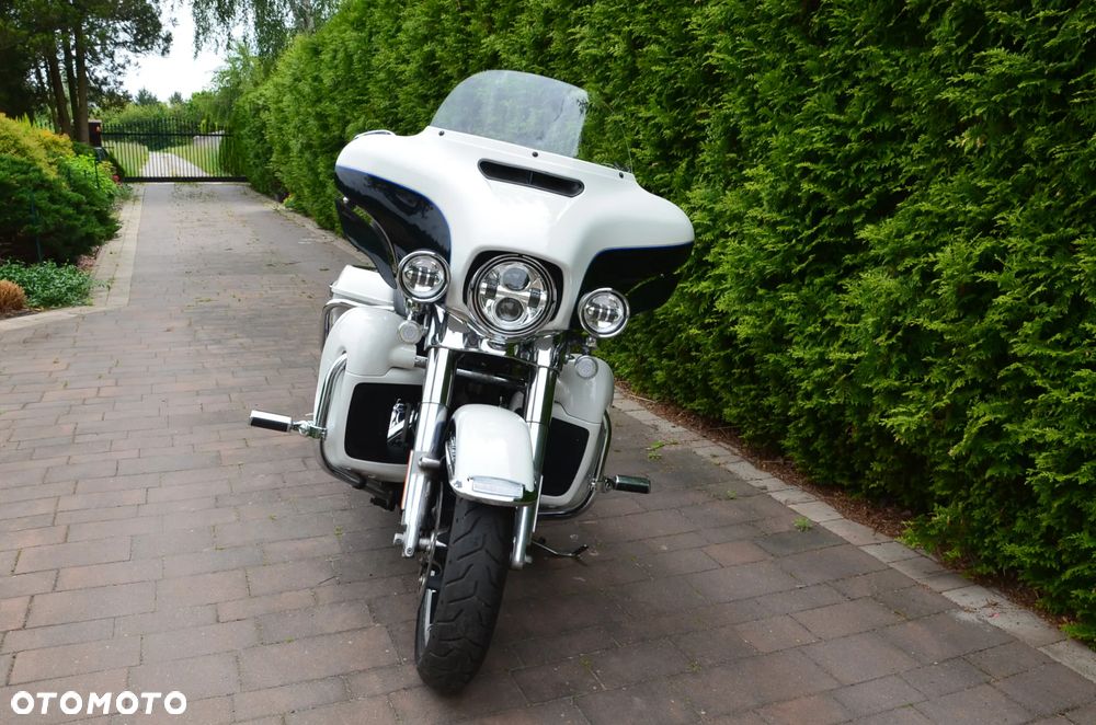Harley-Davidson FLHTCU Ultra - 11