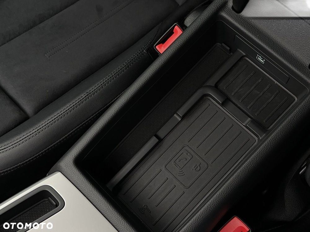 Audi A4 Limousine - 29