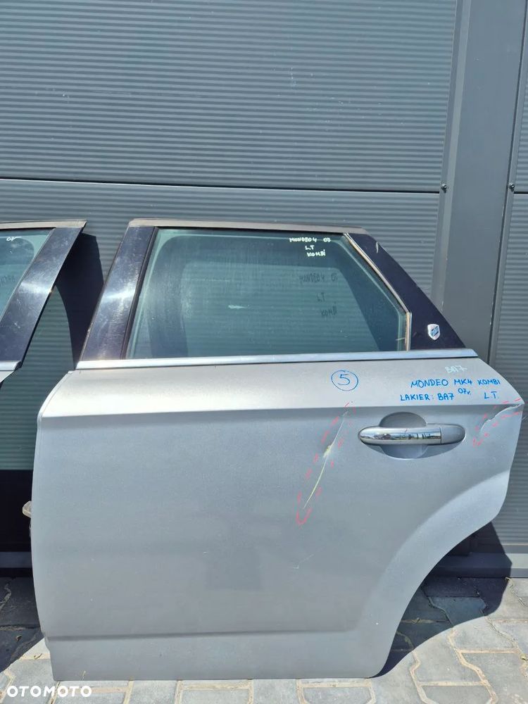 FORD MONDEO MK4 DRZWI / KLAPA / ZDERZAK / BŁOTNIK - 7