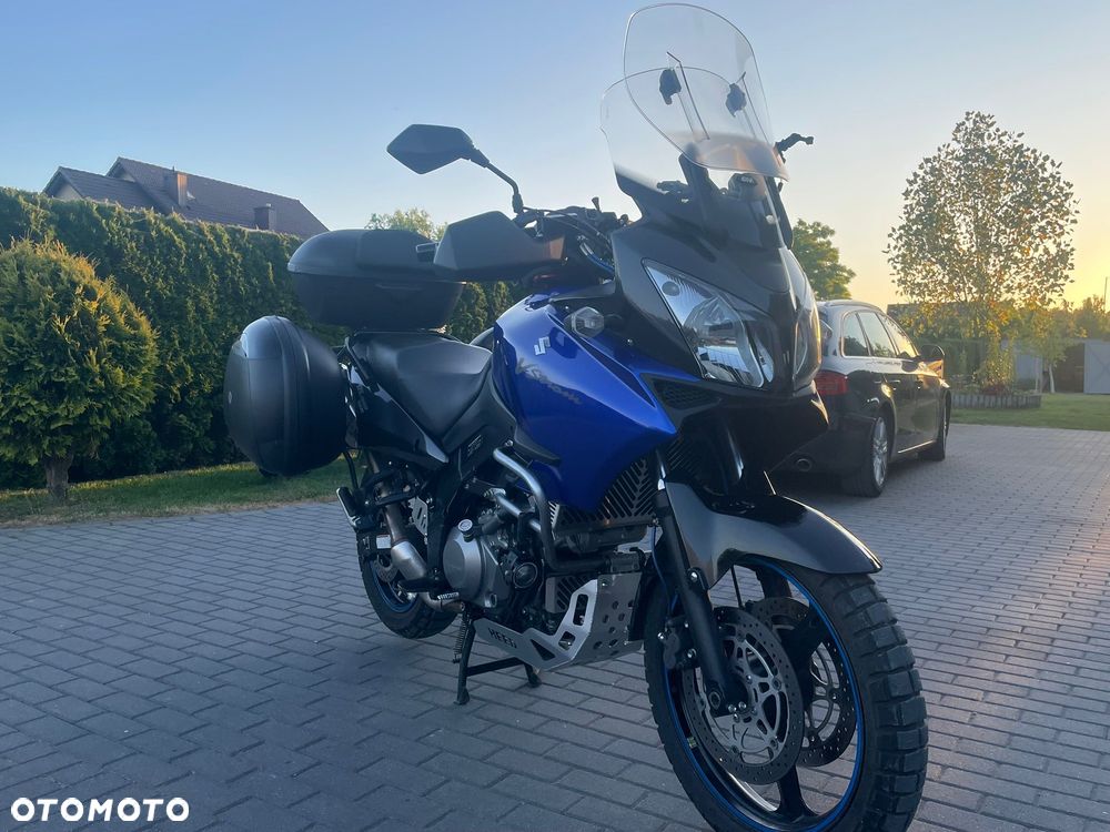 Suzuki V-STROM - 2
