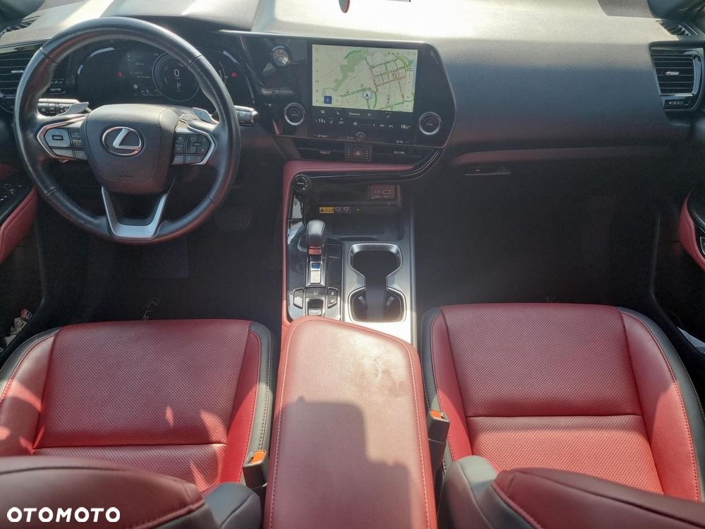 Lexus NX 350h Business AWD - 3