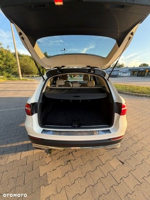 Mercedes-Benz GLC - 17