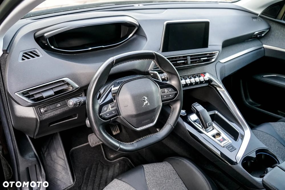 Peugeot 3008 BlueHDi 130 Stop & Start EAT8 Allure - 28