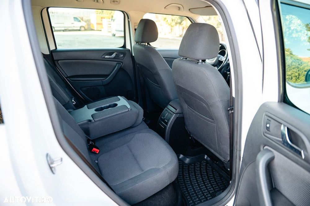 Skoda Yeti 2.0 TDI DSG 4x4 Elegance PLUS EDITION - 35