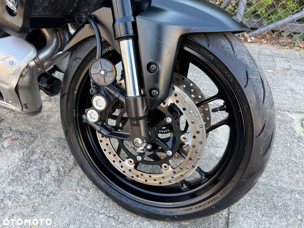 Yamaha MT - 16