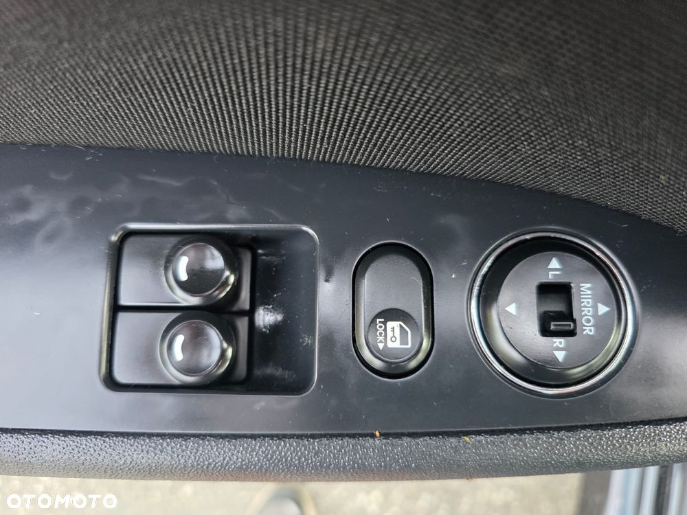 Hyundai i30 1.4 Base + World Cup - 13