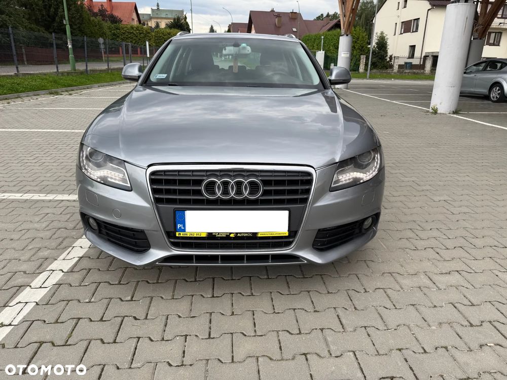 Audi A4 Avant 2.0 TDI - 10
