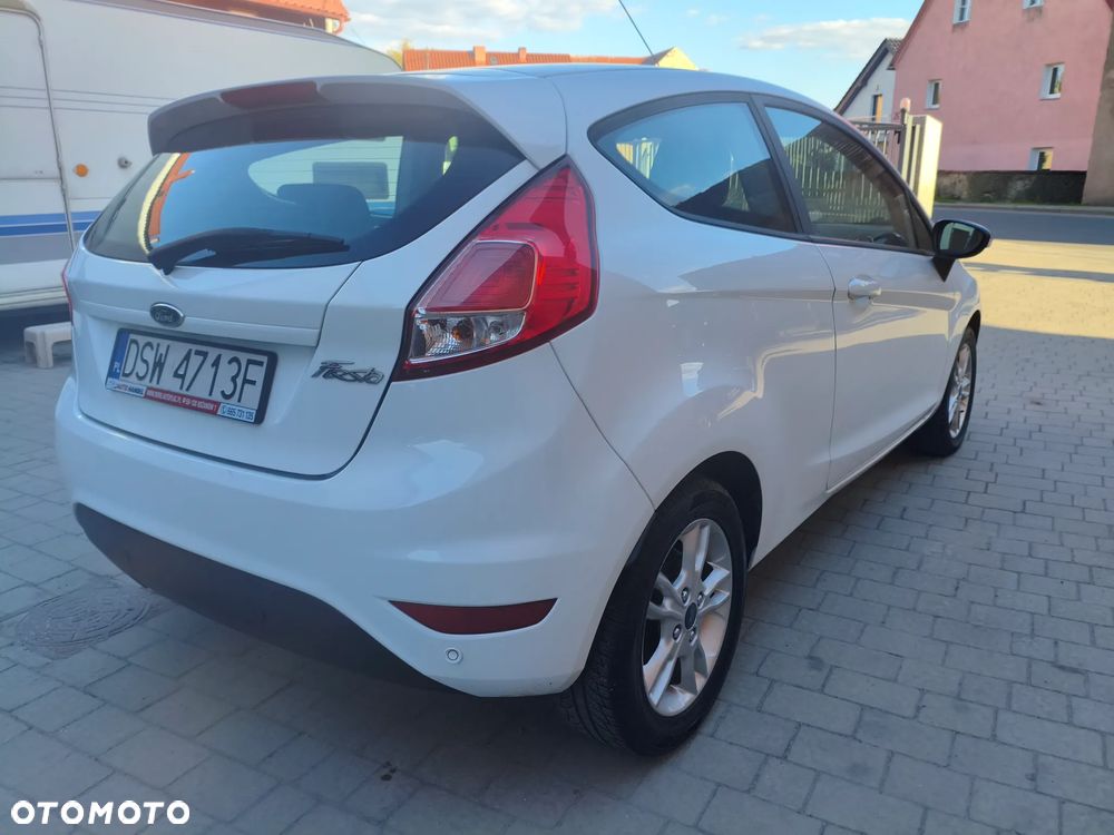 Ford Fiesta 1.0 Celebration - 5