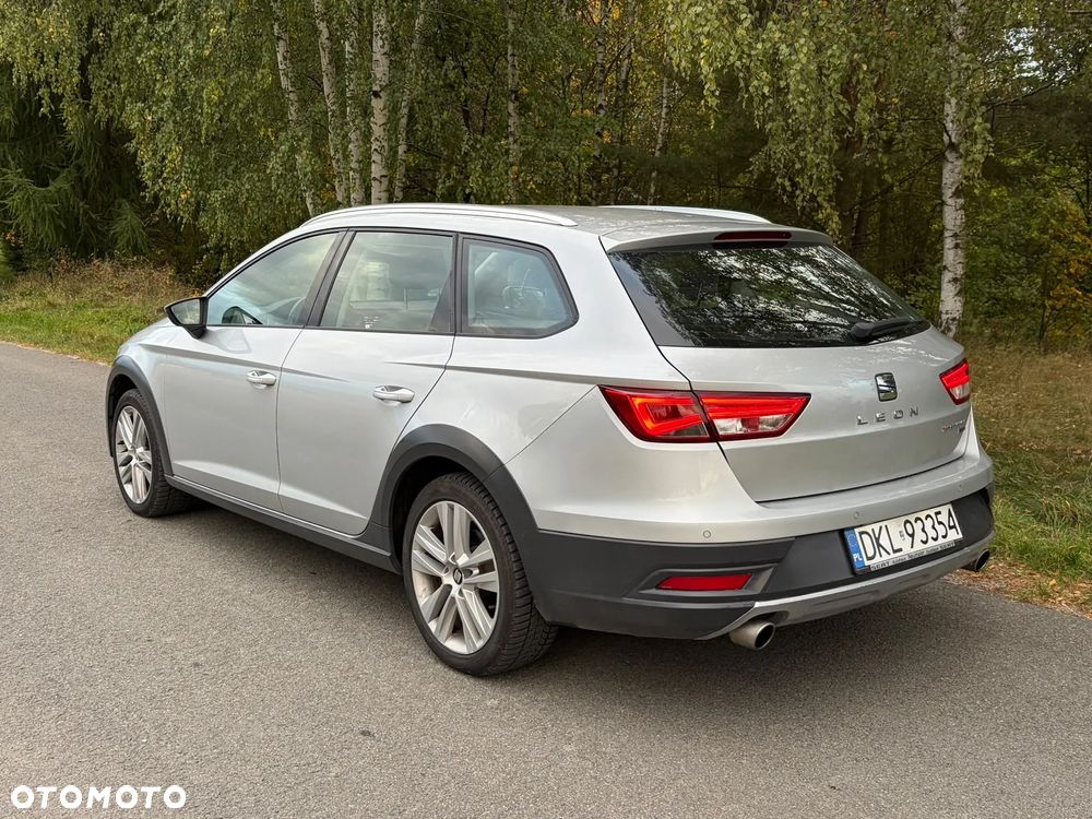 Seat Leon 2015 photo 2
