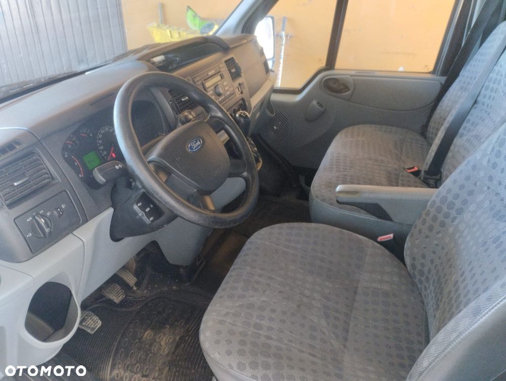 Ford Transit 300S - 4